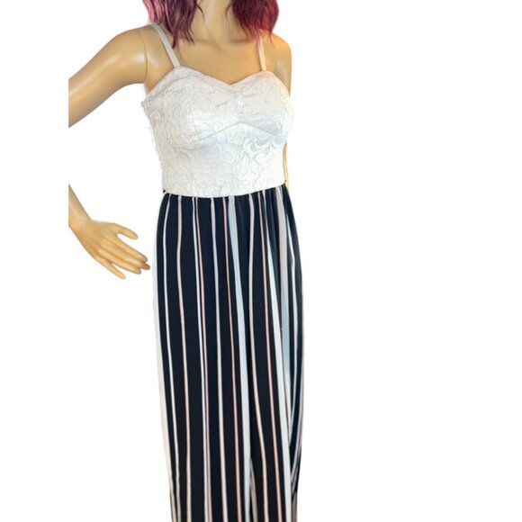 as u wish Mixed Media Wide Leg Jumpsuit in Lace & Stripes - Picture 4 of 10